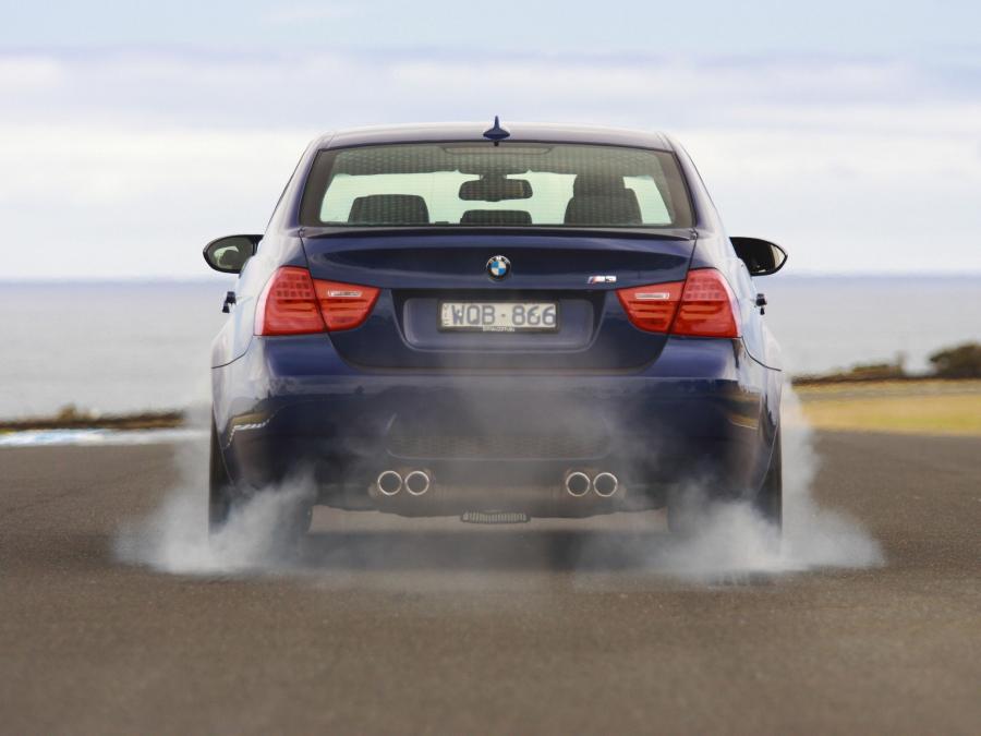  BMW M3 Sedan 2010 года  (AU) (фото 9 из 16)